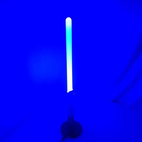 Star Wars Luke Skywalker Lightsaber LED Lamp 23 Inch Desk Lamp Night Light - Picture 2 of 16